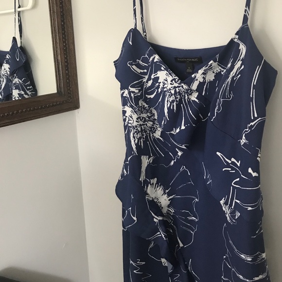 Asymmetrical Ruffled Sun Dress - Picture 2 of 6